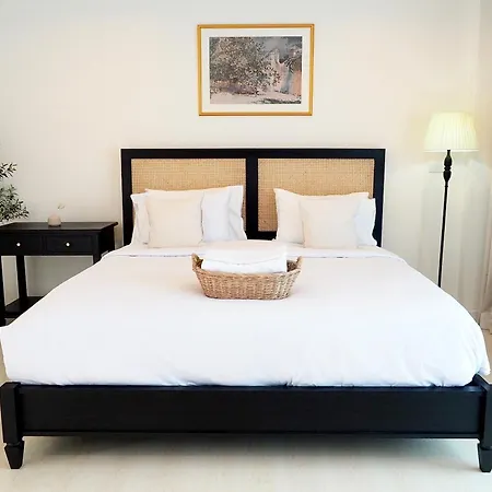 The Beach Bangsaen By Thanthita Next To Wonnapa Beach Free Disney Plus Exterior photo