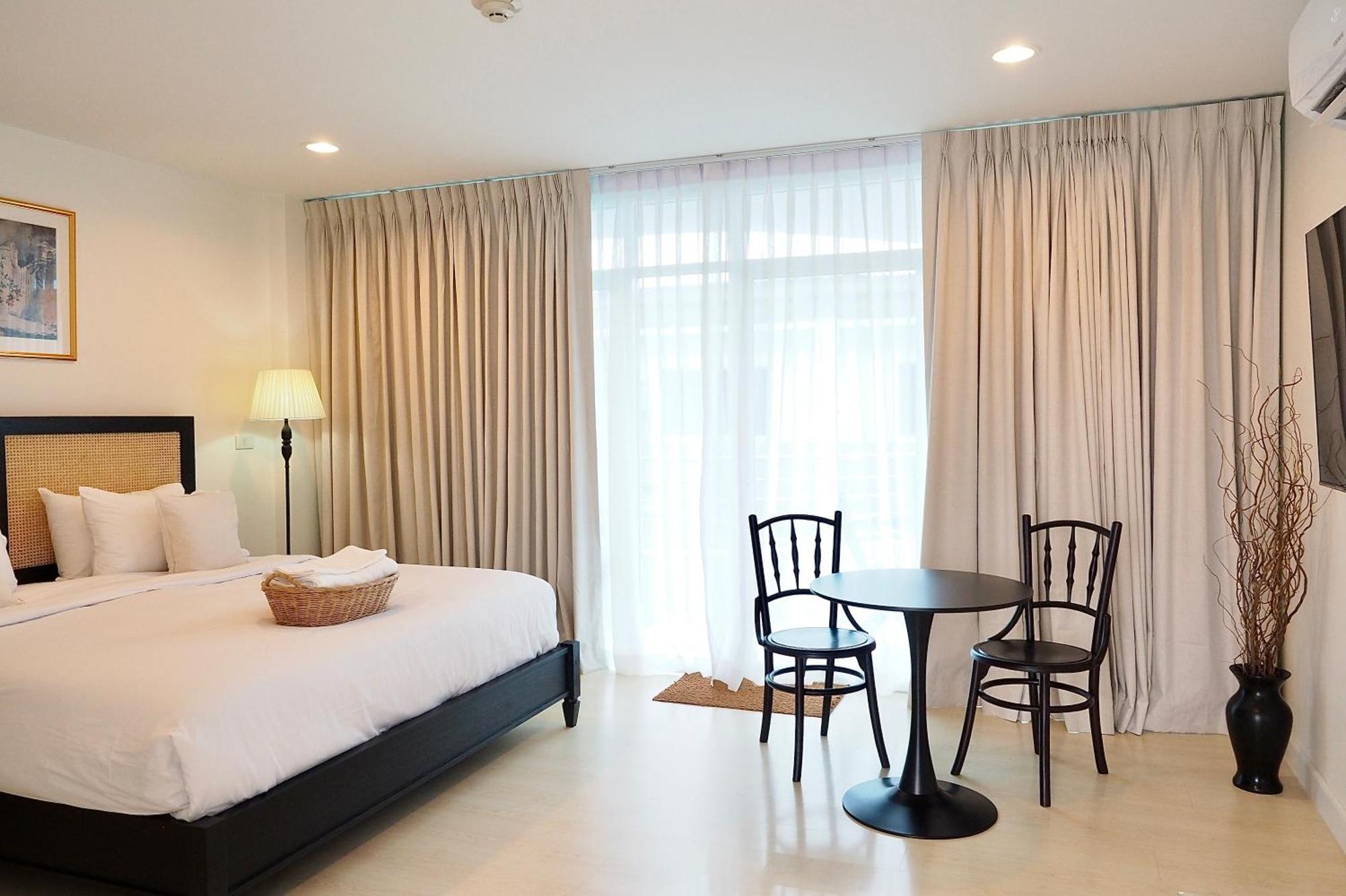 The By Thanthita Next To Wonnapa Free Apartment Bangsaen
